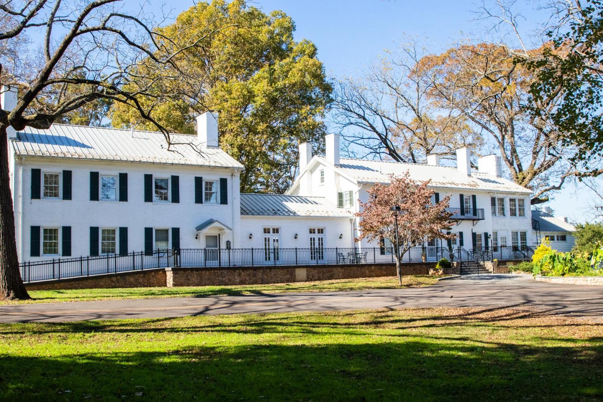 Excelsior At The Manor House Apartment Clemmons Екстериор снимка