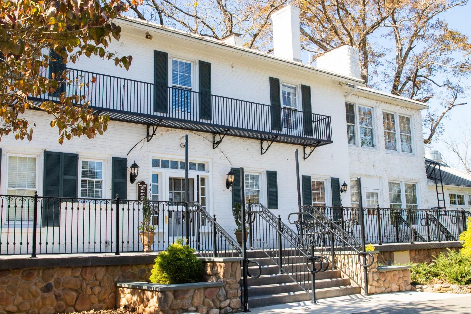 Excelsior At The Manor House Apartment Clemmons Екстериор снимка
