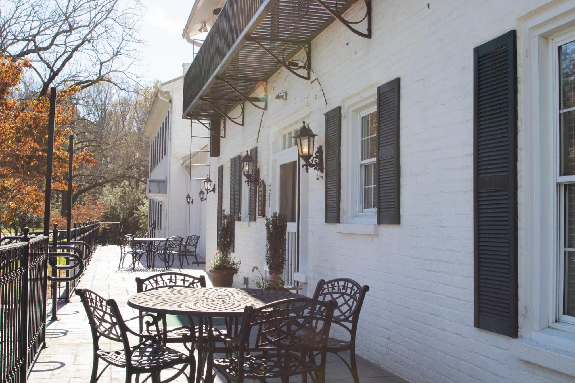 Excelsior At The Manor House Apartment Clemmons Екстериор снимка